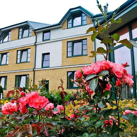 Hotel Linda - Helvita Liepāja Kültér fotó